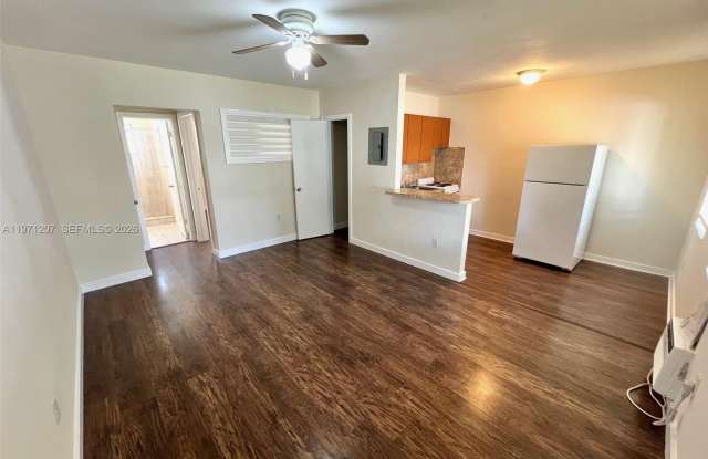 692 NE 85th St photos photos