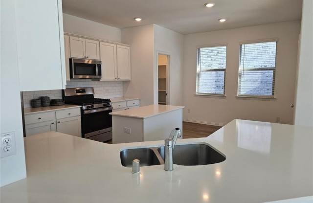 1103 Sassafras Drive photos photos