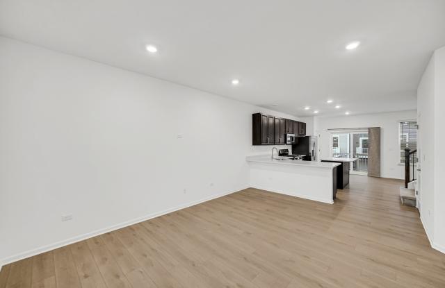 25647 W Wakefield Drive Gallery 3