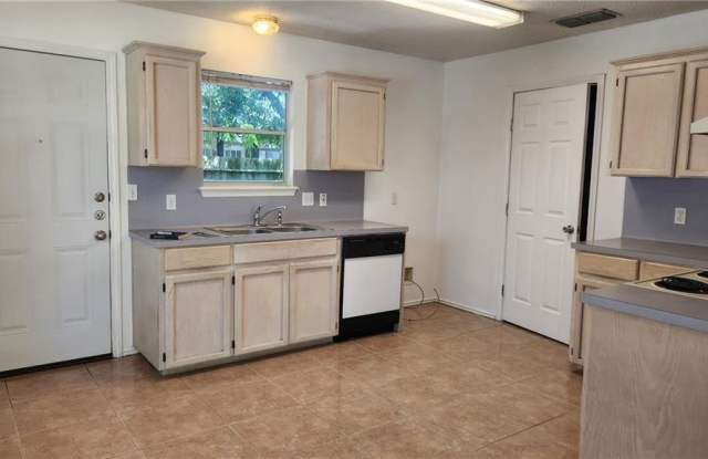 7841 Impala Drive Gallery 4