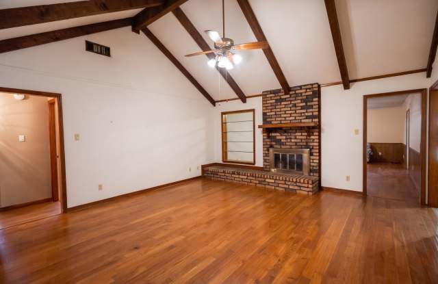 North Bossier - Greenacres Place - 3 Bed 2 Bath w/ Bonus Room! Gallery 4
