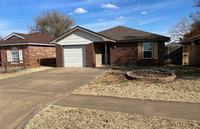 2 bedroom 1 bath 1 car garage Available! - 8501 Vernon Avenue, Lubbock, TX 79423