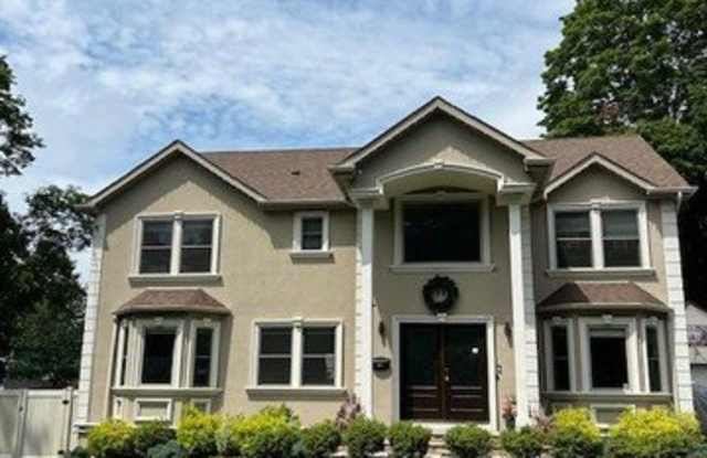 31 Broad Avenue photos photos