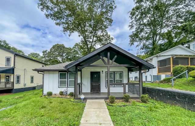 878 N Grand Ave NW - 878 North Grand Avenue Northwest, Atlanta, GA 30318