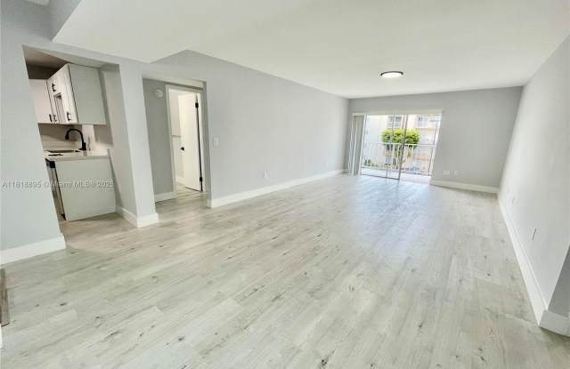 7777 SW 86th St photos photos