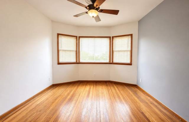 38 WEST 53RD ST photos photos