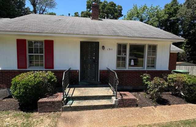 1311 Parkland Rd photos photos
