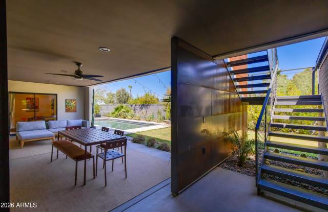 2022 E GARDENIA Avenue Gallery 2