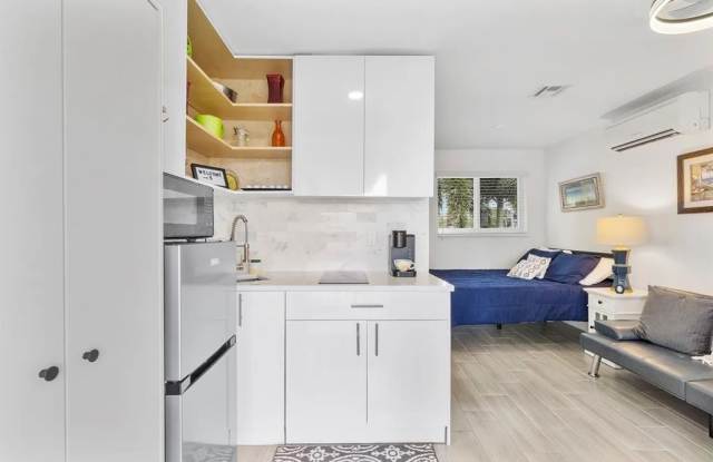 2250 SE 5th St - 2250 Southeast 5th Street, Pompano Beach, FL 33062 2250 SE 5th St - 2250 Southeast 5th Street, Pompano Beach, FL 33062