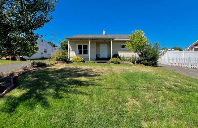 Non-Refundable  Security Deposit Total: $1750.00 photos photos