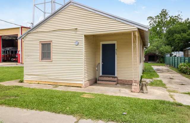 Charming 2 bedroom home in Broussard! photos photos