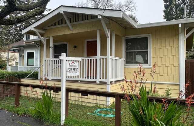 Charming 2 bedroom 1 bath house in McDonald area w/ ALL utilities included!! photos photos