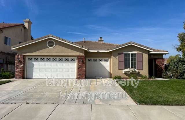 35921 Camelot Cir - 35921 Camelot Circle, Wildomar, CA 92595