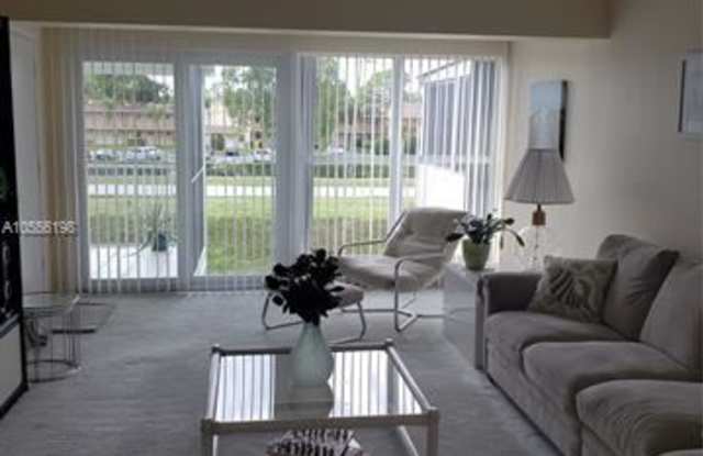 2915 SW 15  #201 Gallery 4