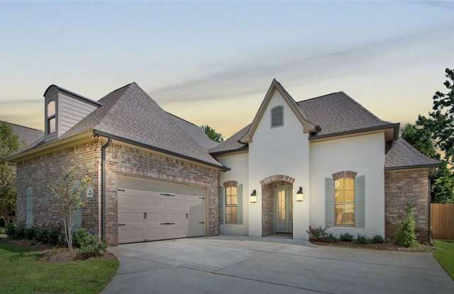 Gorgeous Home in South Shreveport - 1507 Garland Place, Shreveport, LA 71105