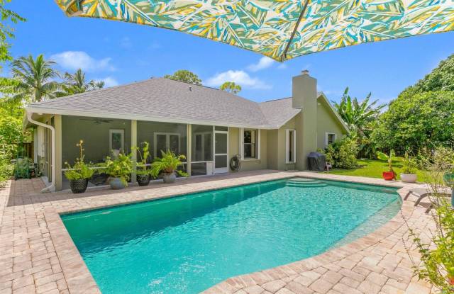 12171 Old Country Road N - 12171 Old Country Road North, Wellington, FL 33414