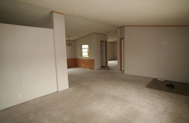 3 bedroom 2 bathroom manufactured home in great neighborhood Gallery 4