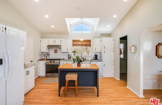 1169 Aztec Gallery 4