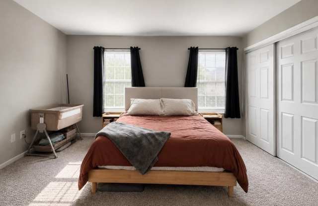937 WOODSTOCK COURT Gallery 2
