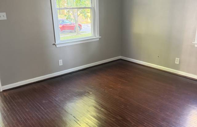 1522-24 Elmwood Avenue - 2 Gallery 4