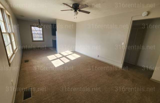 $1195 - 3 bedroom / 1 bathroom - Single Family Home photos photos