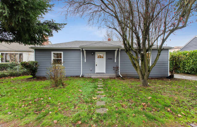 3645 Se 86Th Ave - 3645 Southeast 86th Avenue, Portland, OR 97266