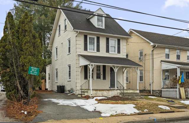 716 RAILROAD Avenue photos photos