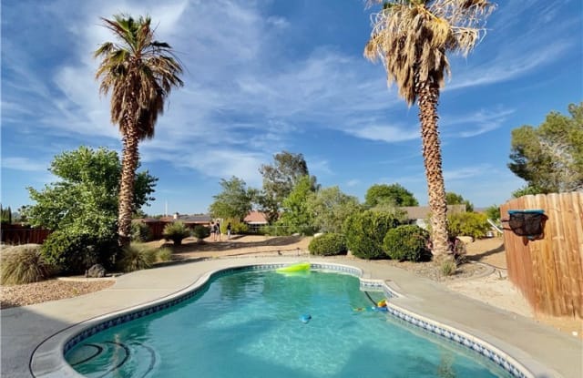 13561 Coachella Road - 13561 Coachella Road, Apple Valley, CA 92308