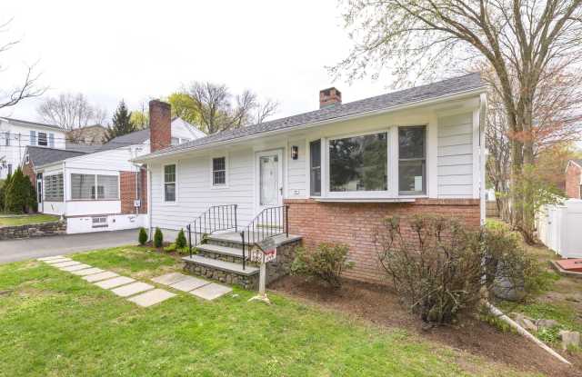 22 McClean Avenue - 22 Mcclean Avenue, Stamford, CT 06905 22 McClean Avenue - 22 Mcclean Avenue, Stamford, CT 06905