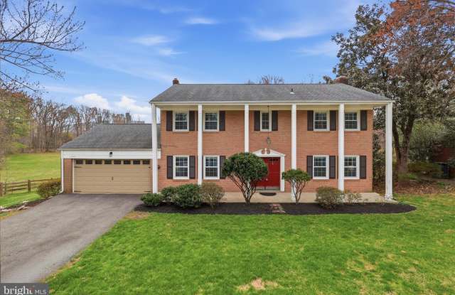 1335 MACBETH Street photos photos