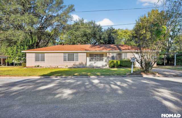 Charming 3BR, 2Bath House in Huntsville photos photos