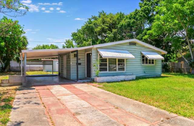 Spacious 2 Bedroom, 1 Bathroom Home in Meadowlawn! photos photos