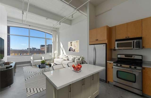 700 Washington Avenue N photos photos