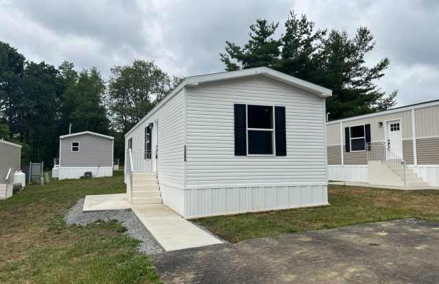 135 East Arlington photos photos