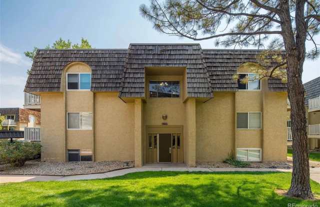 Bright 2-Bedroom Corner Unit in Prime Location photos photos