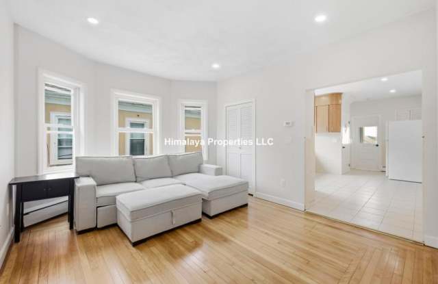 111 Hillsdale Rd. Gallery 3