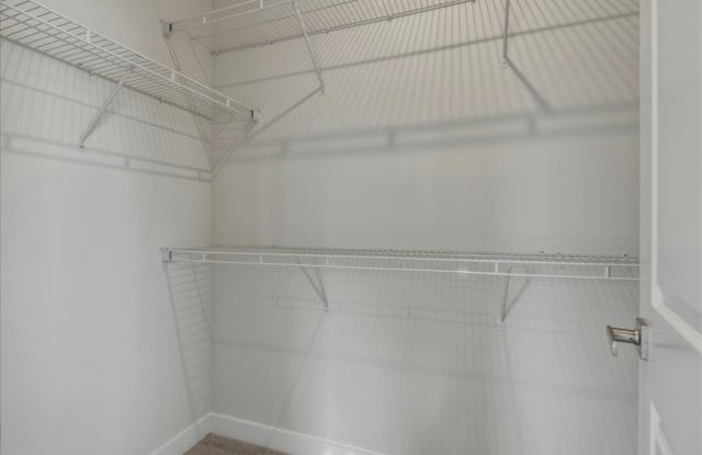 4617 Fountainbridge Court Gallery 3