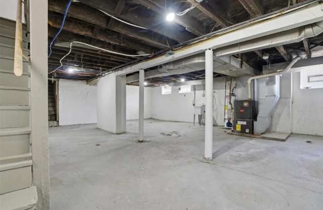 1407 Maple Street Gallery 4