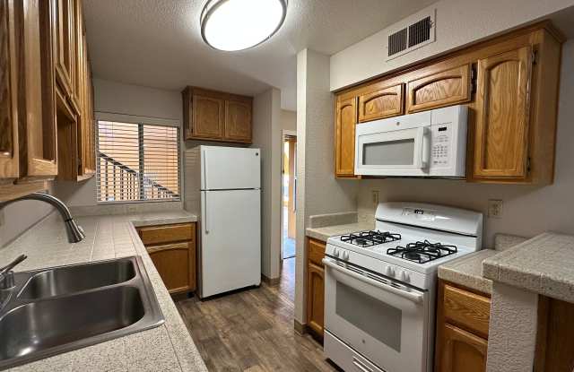 Cardinal Oaks Condominiums photos photos