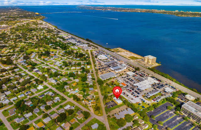 837 Hickory Street - 837 Hickory Street, Melbourne, FL 32901