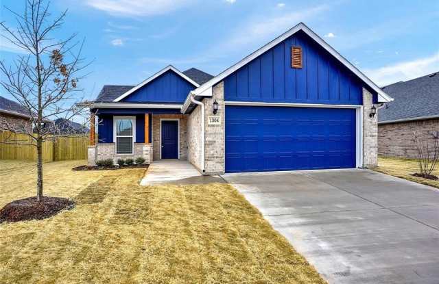 1304 Saratoga Drive photos photos