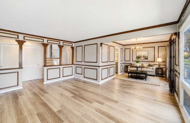 905 Long Road Gallery 2