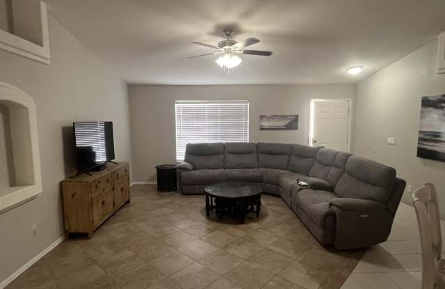 2570 Glengarry Dr Gallery 2