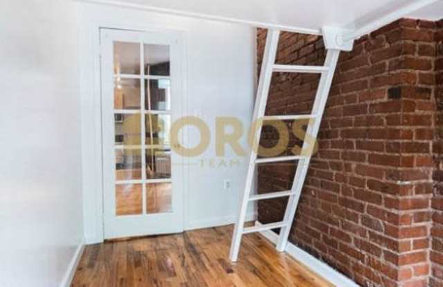 40 Clinton Street Gallery 3