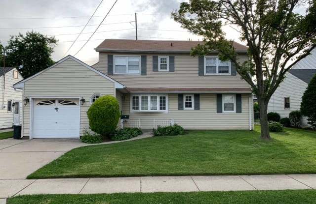 202 Gibson Blvd - 202 Gibson Boulevard, Valley Stream, NY 11581