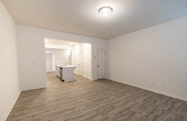 Beautiful 2-Bedroom Townhome with Front Porch & Easy I-85 Access- NOVEMBER 2026 Gallery 4