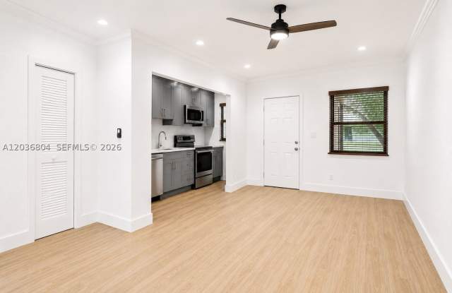 5839 SW 74th Ter Gallery 4