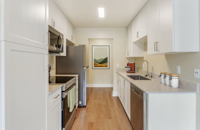 eaves Lake Forest Gallery 2