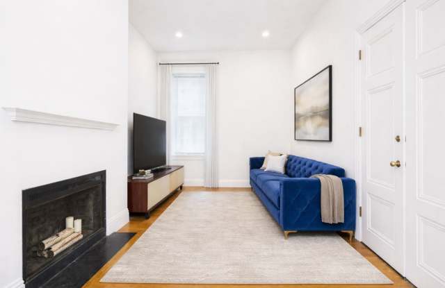 Fairmount Bi-Level Apartment  - JUNE 10 photos photos