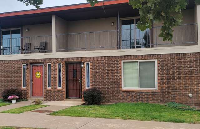 COLONIAL PARK CONDO NEAR LLANO ESTACADO AND PRINCE photos photos